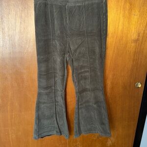 Aerie Groove On Ribbes Velour Flared Leggings - Olive